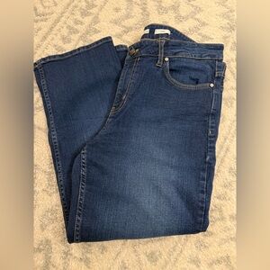 Calvin Klein Dark Washed Capri Jeans Size 12 99% Cotton🌸